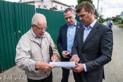 Андрей Борисов - "Беспокойство жителей". Глава Смоленска выехал на место переноса водовода - rabochy-put.ru - Смоленск