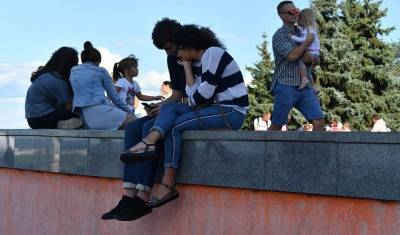 Четверть россиян высказались за повышение молодежного возраста до 35 лет - newizv.ru - Россия