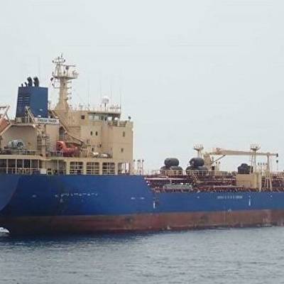 В Гвинейском заливе пираты похитили 13 из 19 членов российско-украинского экипажа танкера - radiomayak.ru - Россия - Нигерия - Абуджа - Бенин