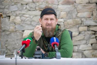 Владимир Зеленский - Дмитрий Гордон - Рамзан Кадыров - Кадыров снова потребовал извинений от Зеленского: «Придется ответить передо мной» - mk.ru - Россия - Украина - респ. Чечня