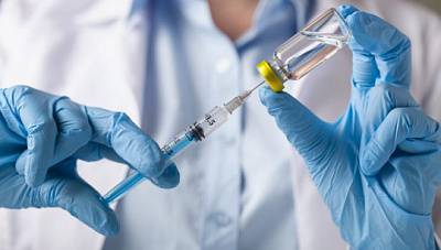 Стефан Бансель - Американская вакцина против COVID-19 вызвала иммунный ответ - sovsekretno.ru - США