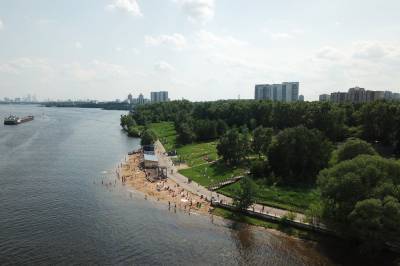 Превышение содержания топлива в Москве-реке не выявлено после ЧП с буксиром - vm.ru - Красногорск
