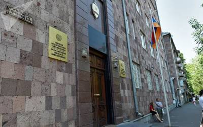Грайр Товмасян - Генпрокуратура передала следствию заявление трех партий Армении об узурпации полномочий КС - ru.armeniasputnik.am - Армения