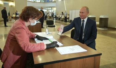 Дмитрий Песков - В Кремле назвали «триумфом» результаты голосования по Конституции - newizv.ru - Конституция