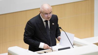 Андрей Клишас - Клишас назвал редакцию Конституции 2020 года более легитимной, чем в 1993-м - riafan.ru - Москва