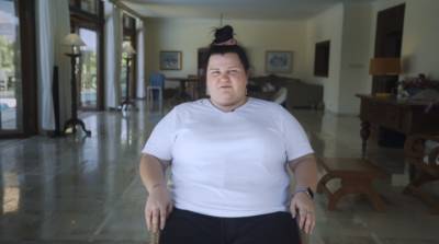 Рэперша Alyona Alyona показала, как полетела на Бали записывать альбом - bykvu.com - Украина - Исландия