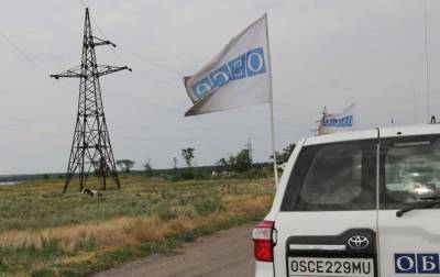 Боевики на Донбассе обустраивают позиции на участке разведения - rbc.ua - Донбасс