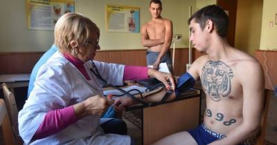 Армия вместо вуза: абитуриентов в Украине забирают служить, несмотря на постановление Кабмина и обещания власти - tsn.ua - Украина - Минобороны