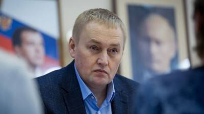Андрей Альшевских - «Мы будем детально разбираться»: Андрей Альшевских о фейках в зарубежных СМИ - polit.info - Россия