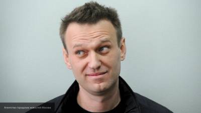Алексей Навальный - Рустем Адагамов - Адагамов разочаровался в Навальном после срыва стратегии на голосовании по поправкам - politros.com - Россия - Конституция
