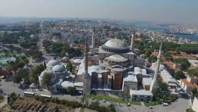 Реджеп Тайип Эрдоган - Мустафа Кемаль Ататюрк - Через две недели Айя-София может стать мечетью - vesti.ru - Турция - Стамбул