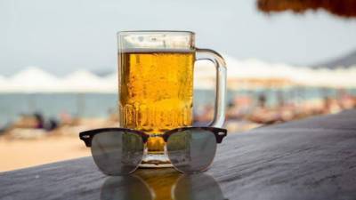 В ЦОЗ объяснили, почему не стоит злоупотреблять алкоголем в жару - inform-ua.info