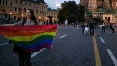 Елена Мизулина - В Москве трансгендерную активистку отправили в мужской спецприёмник - svoboda.org