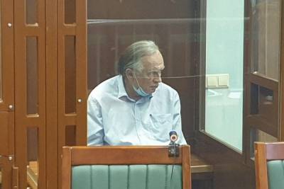 Олег Соколов - Анастасия Ещенко - Понасенков готов подать в суд на историка Соколова за клевету - abnews.ru - Санкт-Петербург