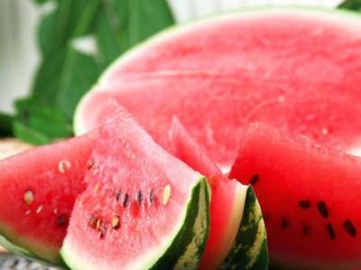 Диетологи назвали ТОП-8 летних продуктов для здоровья и красивой фигуры - golos.ua - США