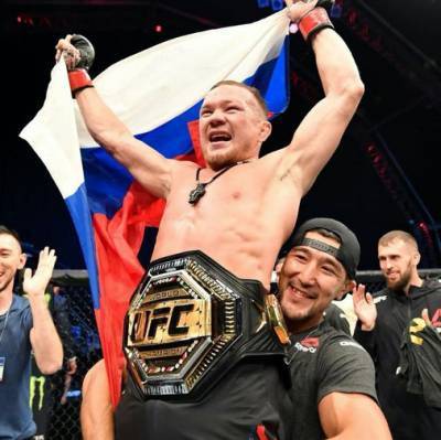 Петр Ян - Чемпион UFC готов отобрать пояс у Петра Яна - gazeta.ru - Россия - Бразилия