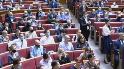 Владимир Зеленский - Руслан Стефанчук - Вице-спикер Рады оценил исполнение президентских обещаний Зеленского - piter.tv - Украина