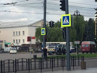 Захват заложников в Луцке: В автобусе находятся 20 человек - golos.ua - Украина - Луцк - Волынская обл.