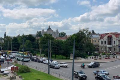 Луцк стоит в пробках из-за чрезвычайной ситуации на Театральном майдане - vkcyprus.com - Луцк