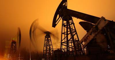 Цена нефти Brent перевалила за 44 доллара за баррель - ren.tv - Китай - Лондон