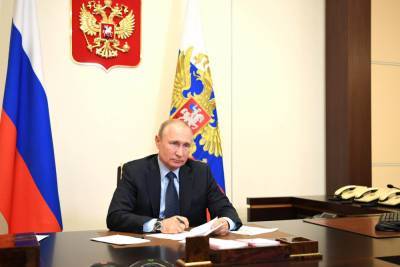 Владимир Путин - Путин поручил оздоровить ряд водных объектов и устранить экологический вред - vm.ru - Россия
