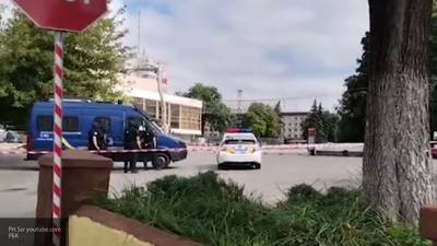 Аваков - Глава МВД Украины прибыл в Луцк, где неизвестный захватил заложников - newinform.com - Украина - Луцк