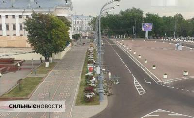 Александр Лукашенко - «Вся красота рухнула». В центре Гомеля обрушилась цветочная композиция на пути кортежа Лукашенко — видеофакт - gomel.today - Гомель
