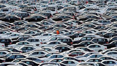 Эксперт прокомментировал ситуацию с продажами автомобилей в России - russian.rt.com - Россия