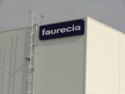 Faurecia инвестирует более 400 млн рублей в предприятие в ОЭЗ «Тольятти» - autostat.ru - Тольятти