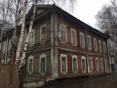 В столице Коми намерены отреставрировать деревянный купеческий дом на улице Кирова - komiinform.ru - респ. Коми - Сыктывкар