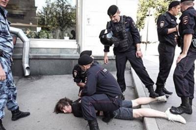 ЕСПЧ зарегистрировал заявление от дизайнера, которому полицейские сломали ногу на акции протеста - readovka.news