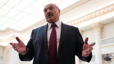 Александр Лукашенко - Лукашенко посоветовал белорусам отдыхать в стране из-за коронавируса - iz.ru - Белоруссия - Таиланд