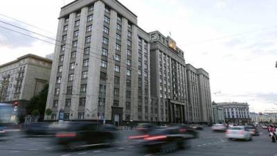 Федот Тумусов - В Госдуме объяснили важность проекта о запрете кальянов и вейпов в общественных местах - argumenti.ru - Россия - Запрет