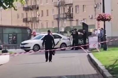 Антон Геращенко - Один из заложников захваченного в Луцке автобуса получил ранение - vm.ru - Украина - Луцк