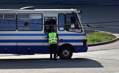 Владимир Зеленский - Арсен Аваков - Зеленский уговорил террориста отпустить трех заложников - tvc.ru - Украина - Луцк