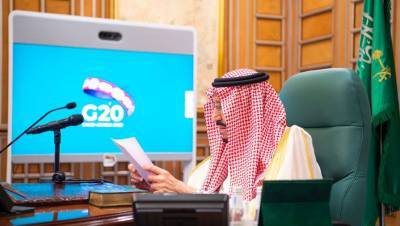 Азиз Аль-Сауд - Стало известно о состоянии здоровья госпитализированного короля - gazeta.ru - Саудовская Аравия