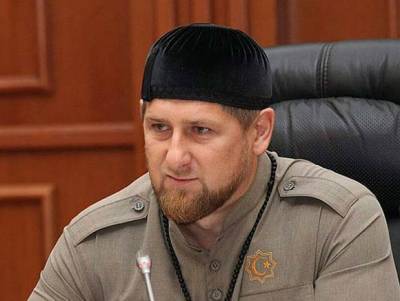 Рамзан Кадыров - СМИ: В Чечне учителей обязали написать комментарии в поддержку попавшего под санкции Госдепа США Кадырова - rosbalt.ru - США - респ. Чечня - район Урус-Мартановский
