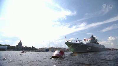 На фрегате «Адмирал Касатонов» подняли Андреевский флаг - 1tv.ru - Россия