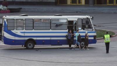 Арсен Аваков - Аваков: все заложники в Луцке целы - gazeta.ru - Украина - Луцк