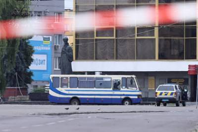 Владимир Зеленский - Арсен Аваков - Максим Кривош - Аваков оценил распиаренный террористом фильм «Земляне» - lenta.ru - Украина - Луцк