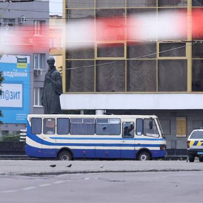 Владимир Зеленский - Арсен Аваков - Максим Кривош - Спецназ задержал мужчину, взявшего заложников в Луцке - radiomayak.ru - Украина - Луцк