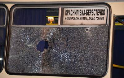 Антон Геращенко - Луцкий террорист едва не ранил в голову первого заместителя председателя Нацполиции - rbc.ua