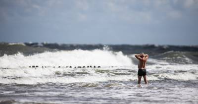 В Балтийске запретили купаться из-за ветра и высоких волн - klops.ru - Балтийск