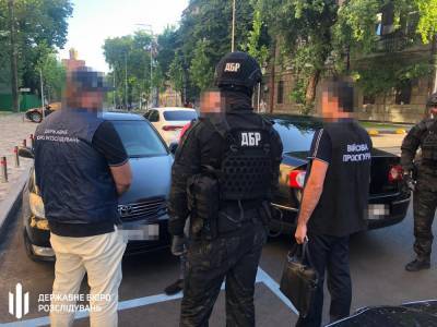 Сотрудника центрального аппарата СБУ задержали за сутенерство – Госбюро расследований - gordonua.com - Украина