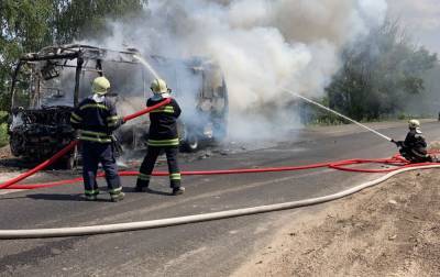 В Черкасской области сгорел дотла пассажирский автобус - rbc.ua - Киев - Запорожье - Черкасская обл. - Черкассы