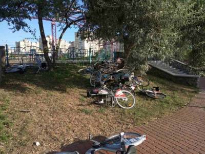 Сегодня ночью вандалы повредили сразу 15 прокатных велосипедов Bikenow на Троещине, причинив ущерб в размере 25 тыс. грн - itc.ua - Украина - Киев