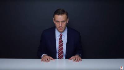 Алексей Навальный - Вадим Кобзев - Навальному предъявлено обвинение в клевете на ветерана - vesti.ru - Россия