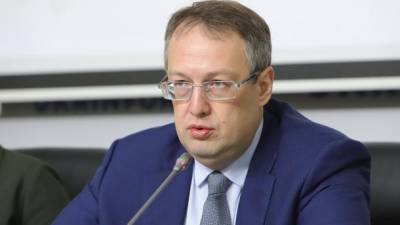 Антон Геращенко - "Чтобы вывести из себя": Геращенко заявил, что "информацию" о психическом заболевании нападавшего в Луцке распространили специально - ru.espreso.tv - Луцк - Захват
