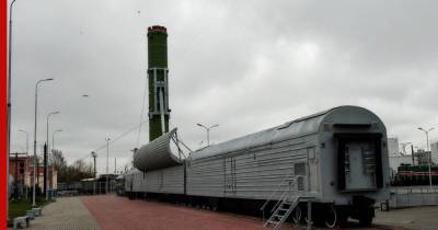 Владимир Евсеев - Названы сроки создания нового ракетного поезда «Баргузин» - profile.ru - Россия