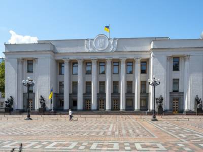 Виктор Скаршевский - Верховная Рада не приняла законов, которые дают прорыв в экономическом развитии Украины – эксперт - golos.ua - Украина